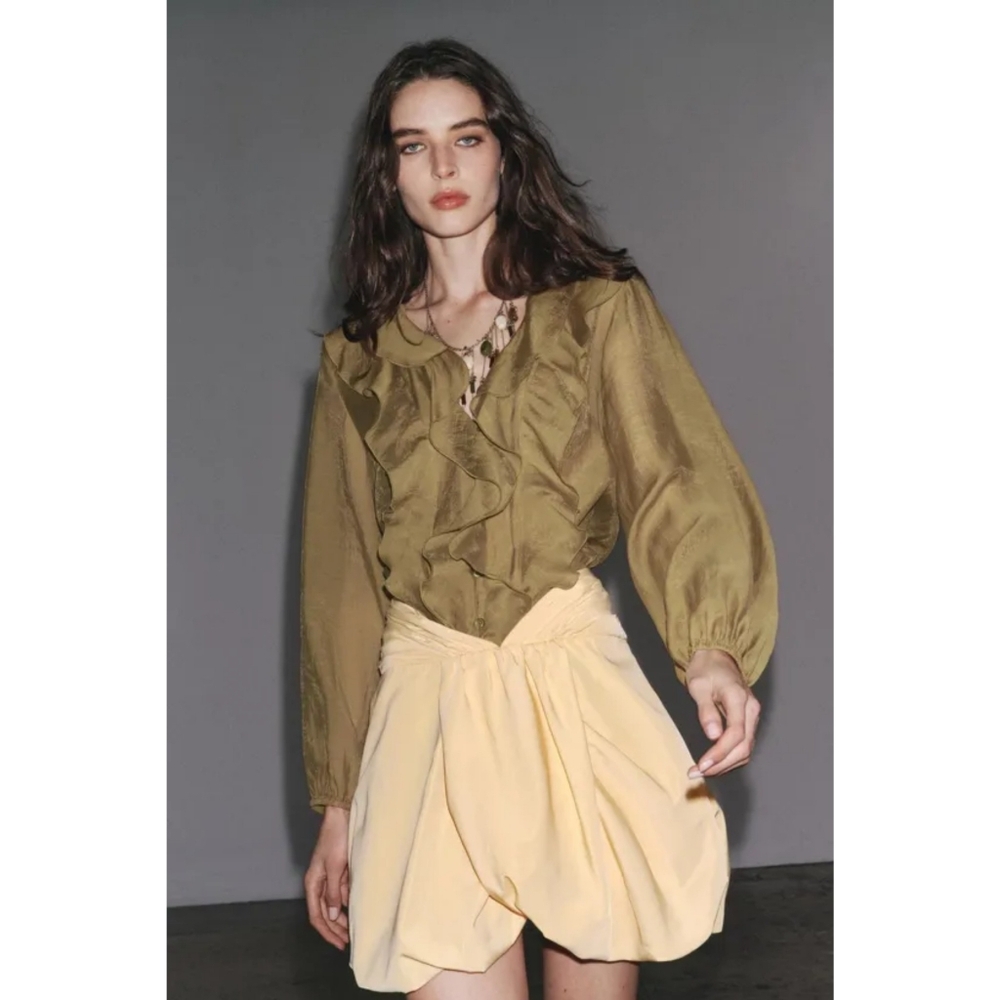 Zara Voluminous Bubble Skirt - Picture 2 of 16